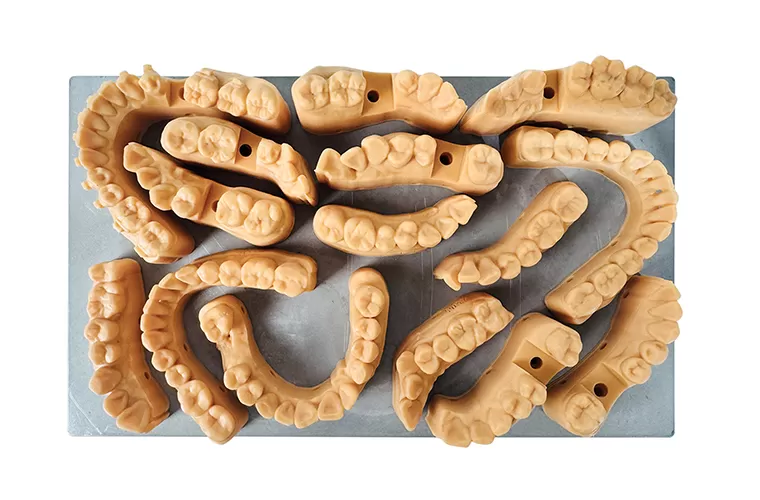 Модель имплантата